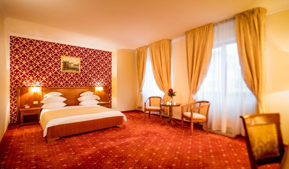 Hotel Opera Plaza Cluj-Napoca Exterior foto