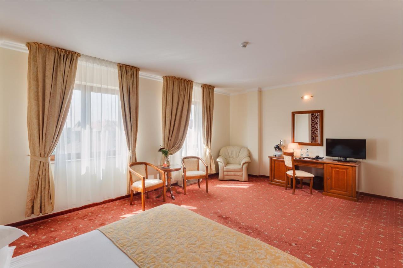 Hotel Opera Plaza Cluj-Napoca Exterior foto