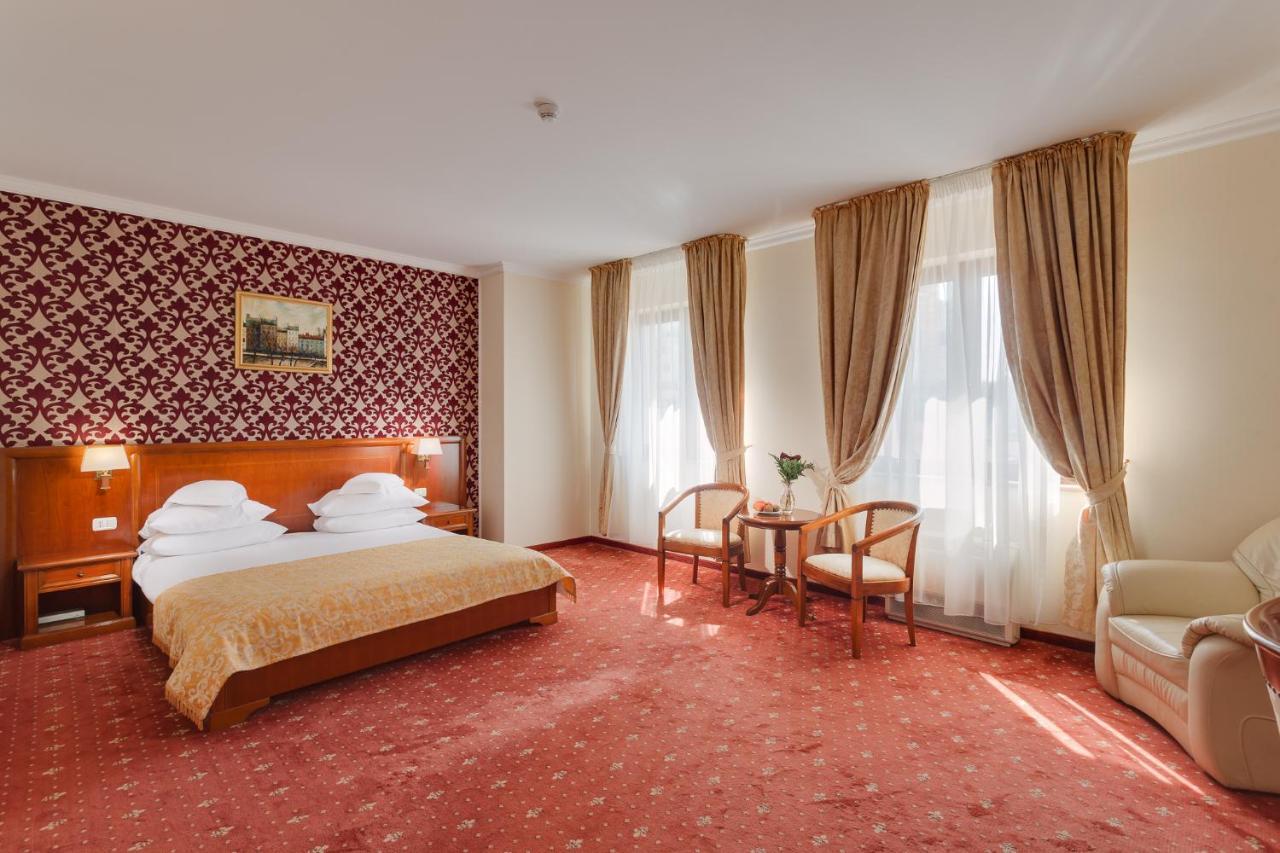 Hotel Opera Plaza Cluj-Napoca Exterior foto